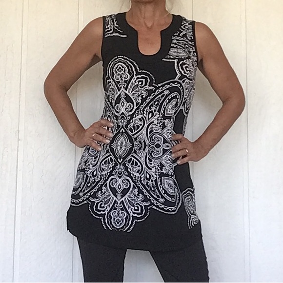 WHITE HOUSE BLACK MARKET PRINTED TUNIC TOP SIZE SMALL - Picture 5 of 12